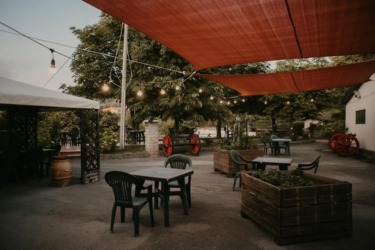 Hotel La Scottiglia E Ristorante Seggiano Italy