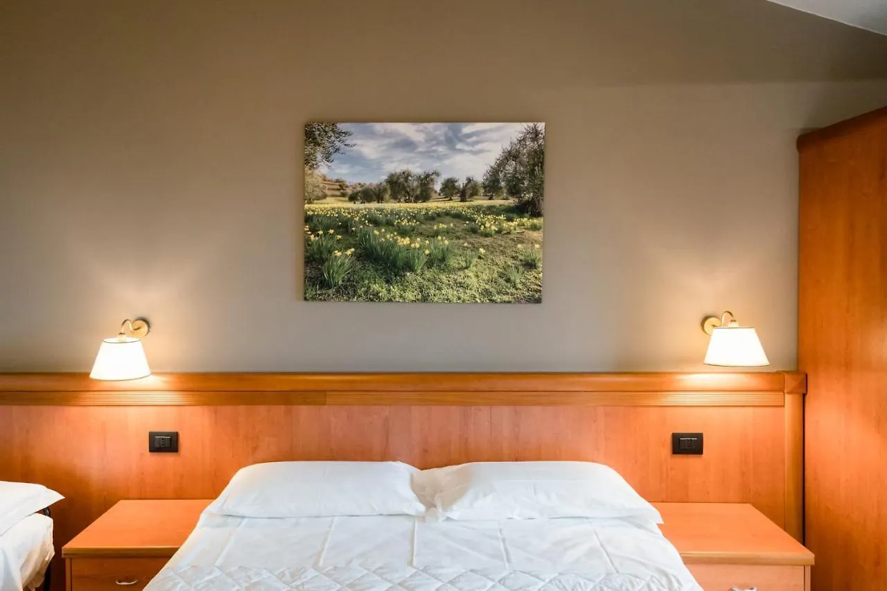 **  Hotel La Scottiglia E Ristorante Seggiano Italy