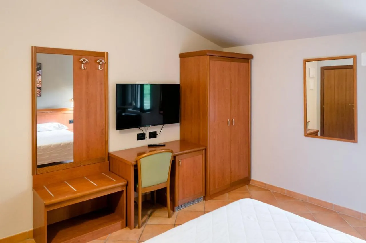 **  Hotel La Scottiglia E Ristorante Seggiano Italy