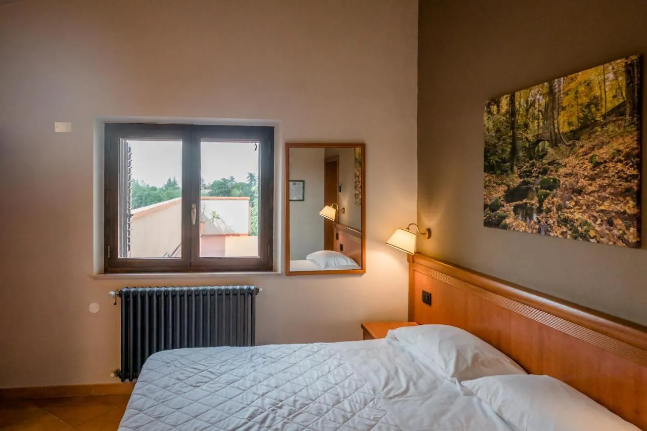Hotel La Scottiglia E Ristorante Seggiano 2*,  Italy