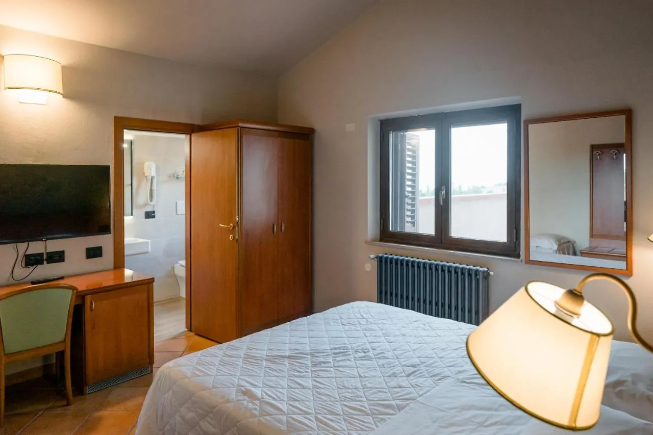 Hotel La Scottiglia E Ristorante Seggiano